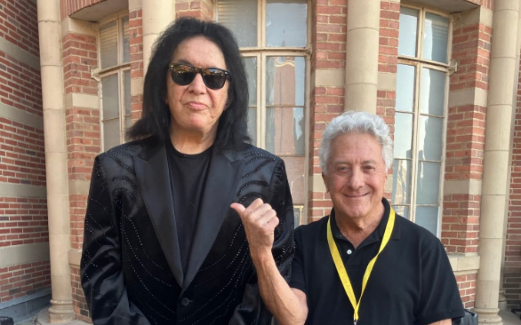 Dustin Hoffman és Gene Simmons